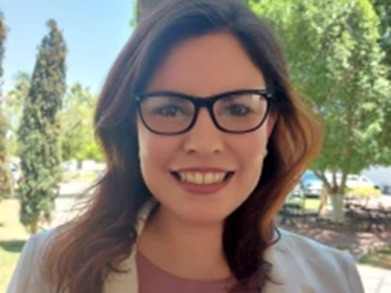 Elia Tapia headshot
