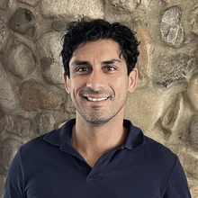 Noah Rios headshot
