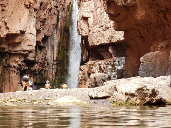 Vincent Marisca - Cibeque Falls Globe