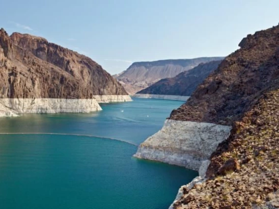 Lake Mead with water below line