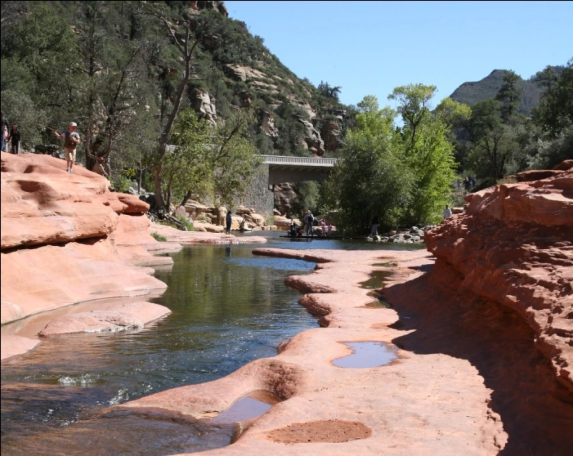 Oak creek river