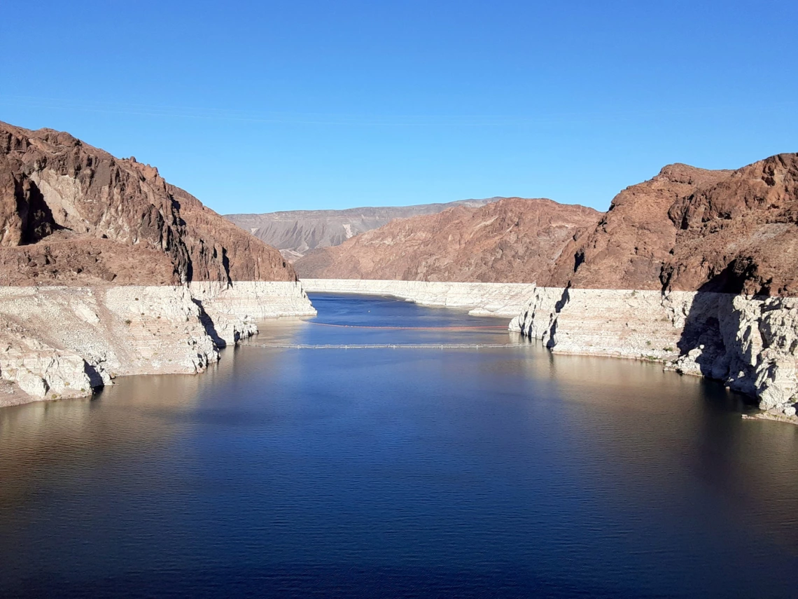 photo showing lake mead bathtub rings