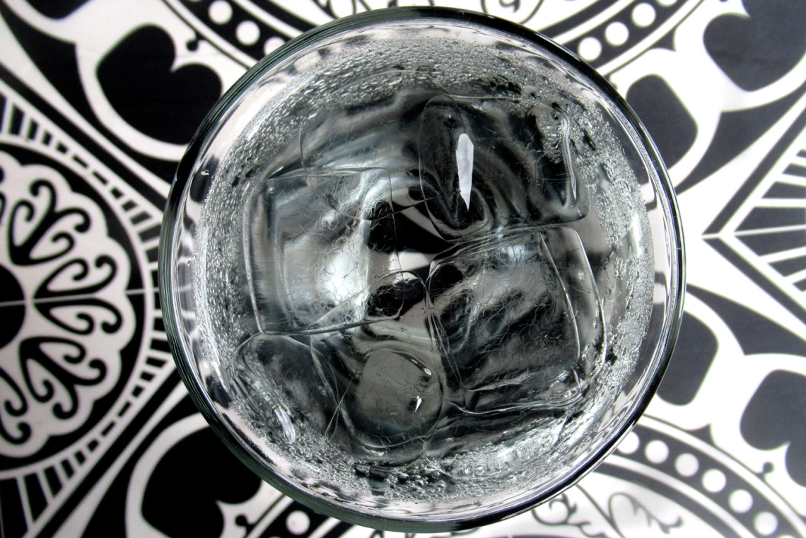 photo showing a glass full of ice